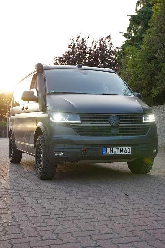 Weiß Gebraucht 2020 VW T6.1 Beach Van | 79.500 € - Bild 1/4