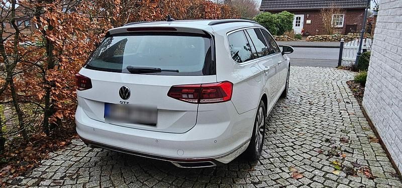 Gebraucht VW Passat GTE 218 PS (160 kW) 2021 Weiß Kombi