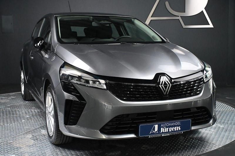 Usado Renault Clio V Evolution 91 HP (66 kW) 2025 Cinzento Citadino