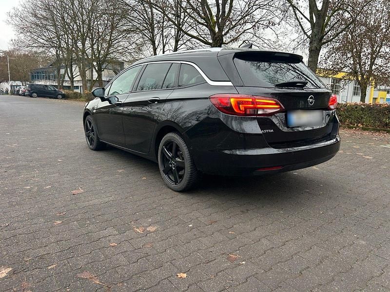 Gebraucht Opel Astra 136 PS (100 kW) 2018 Schwarz Kombi