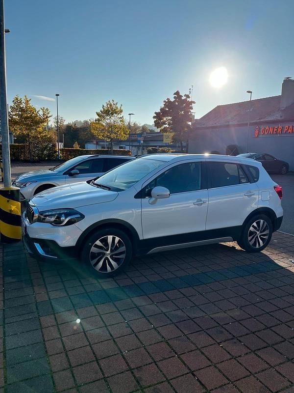 Usado Suzuki SX4 2018 Branco SUV