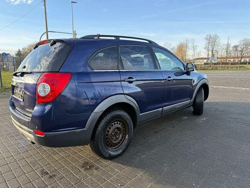 Gebraucht Chevrolet Captiva LT 150 PS (110 kW) 2009 Blau SUV