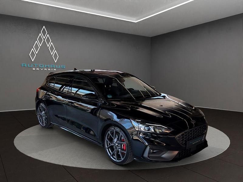 Gebraucht Ford Focus Performance Edition 280 PS (205 kW) 2020 Schwarz Limousine
