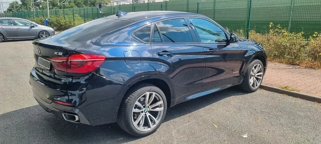 Gebraucht BMW X6 Sport Line 258 PS (189 kW) 2015 Schwarz SUV