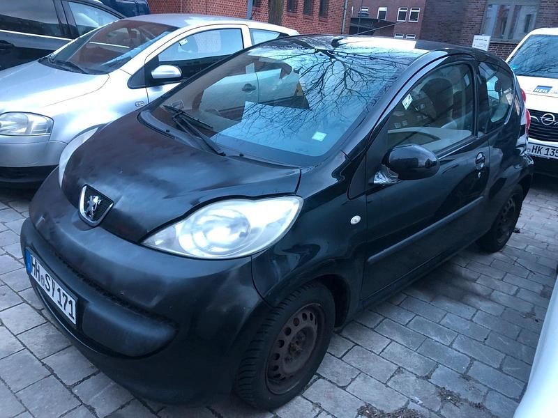 Gebraucht Peugeot 107 68 PS (50 kW) 2005 Schwarz Kleinwagen
