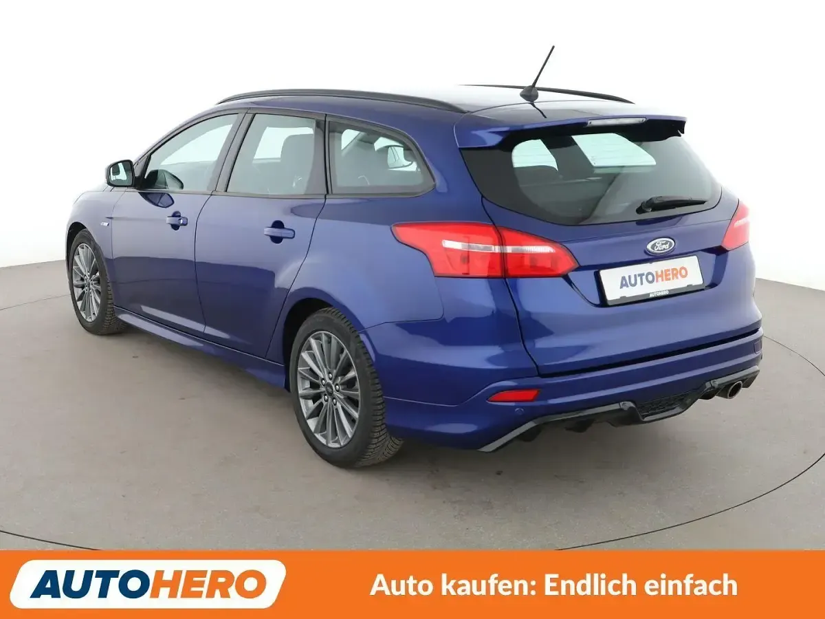 Second-hand Ford Focus ST-Line 150 CP (110 kW) 2018 Albastru Break