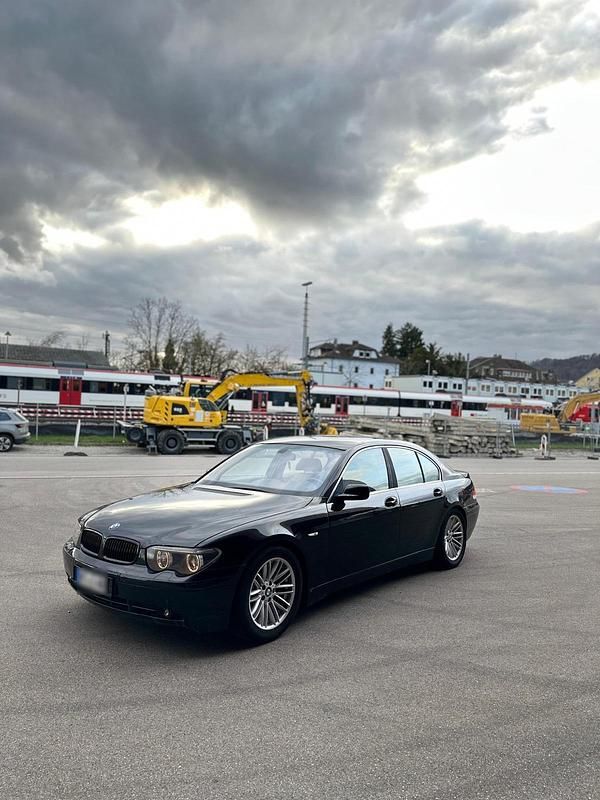 Gebraucht BMW 745 333 PS (244 kW) 2001 Schwarz Limousine