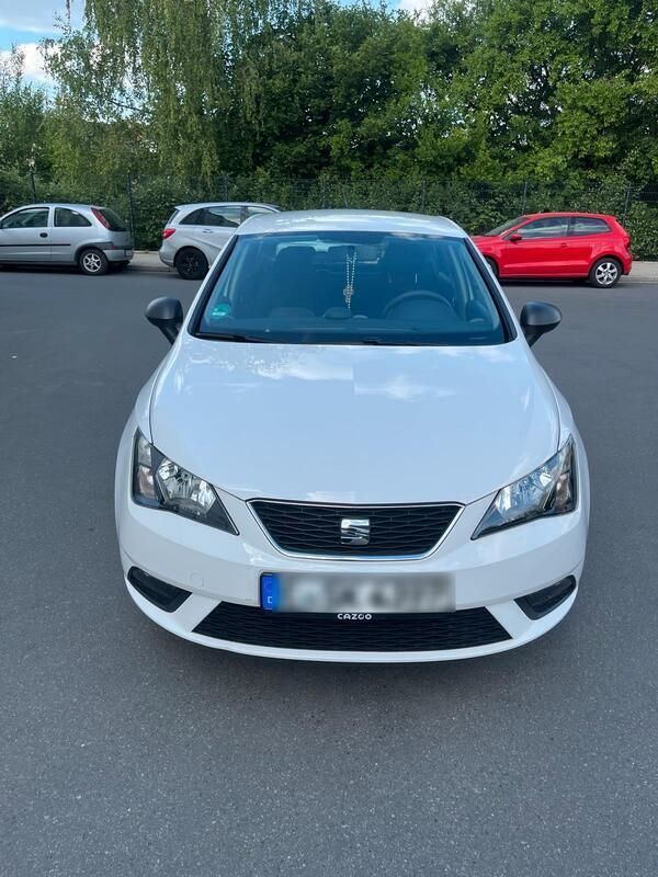 Weiß Gebraucht 2017 Seat Ibiza Kleinwagen | 7.200 € (Guter Preis) - Bild 1/4