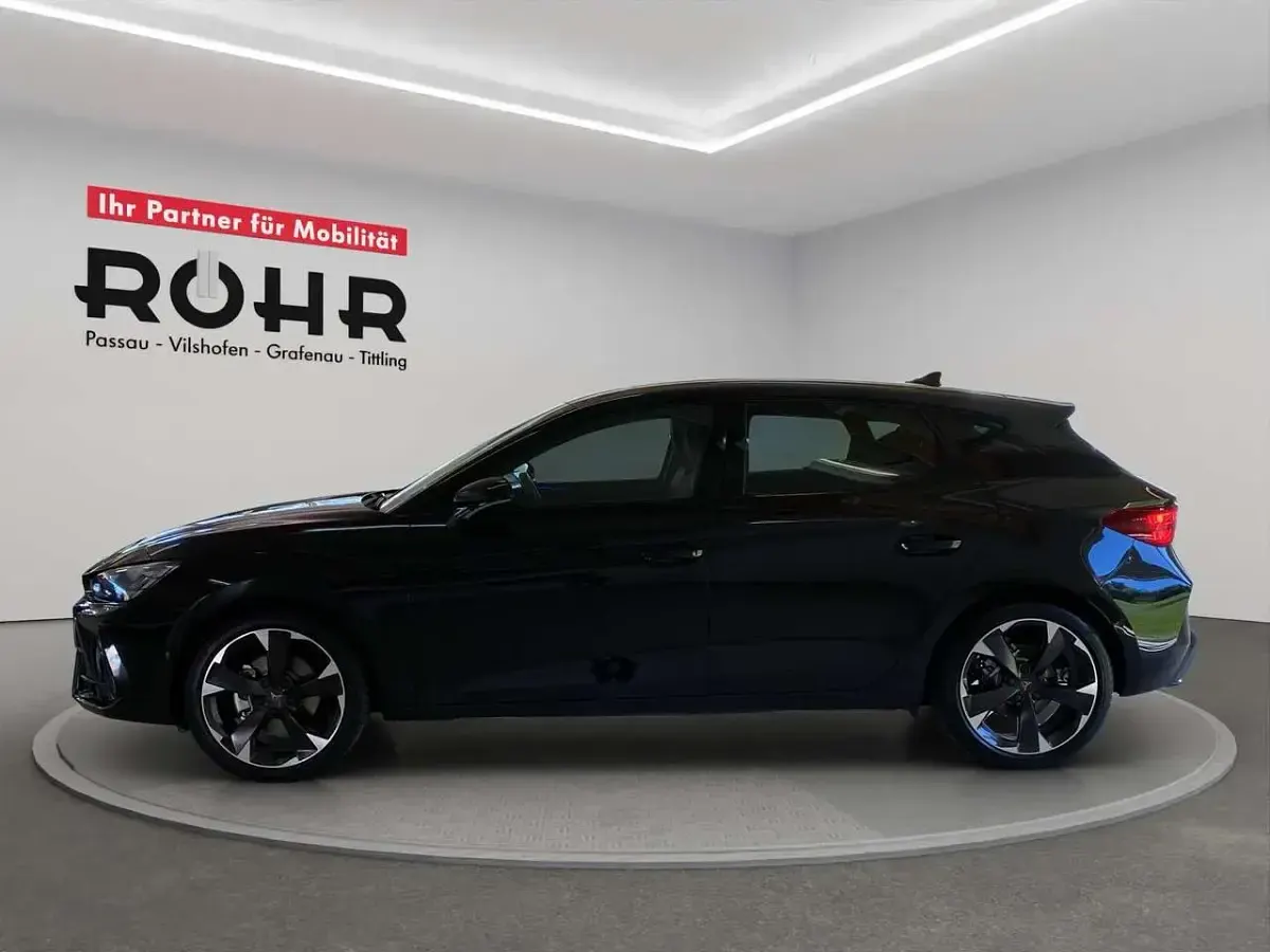 Usata Cupra Leon 150 CV (110 kW) 2026 Nero Berlina