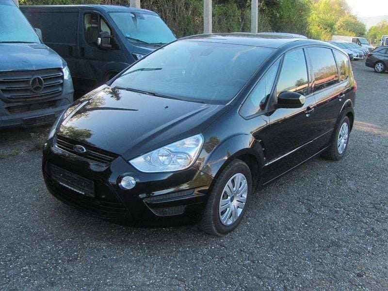 Usata Ford S-MAX S 140 CV (102 kW) 2011 Nero Monovolume