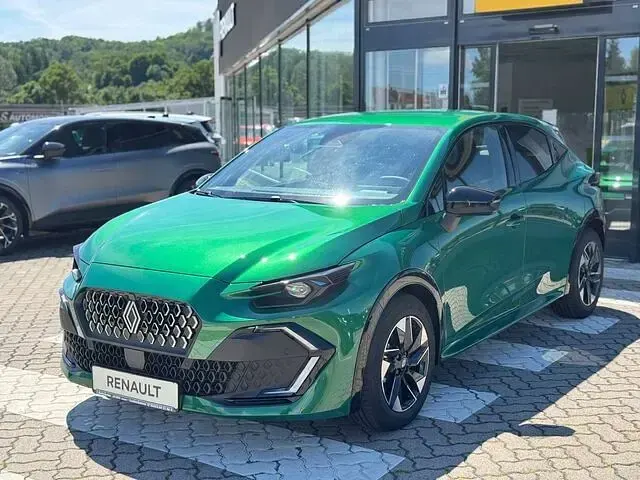 Neu Renault Clio Techno 114 PS (83 kW) 2026 Grün schwarz Kleinwagen