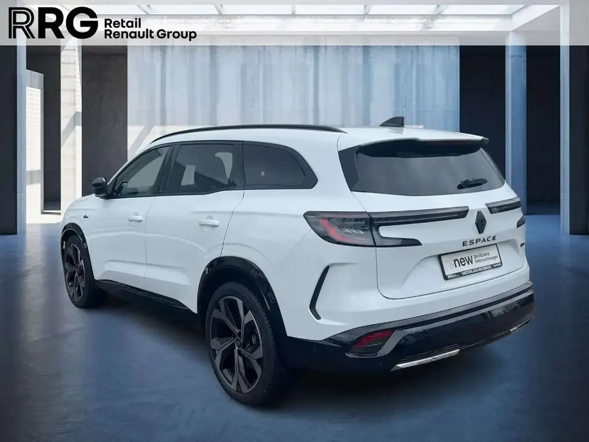 Używany Renault Espace 131 KM (96 kW) 2024 Biały SUV