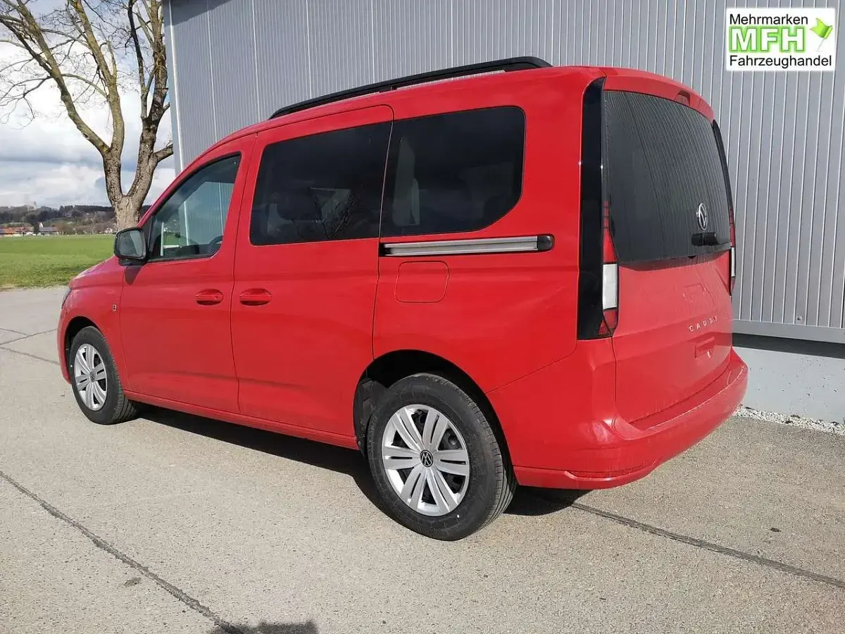 Neu VW Caddy Basis 122 PS (89 kW) 2026 Kirschrot Van / Kleinbus