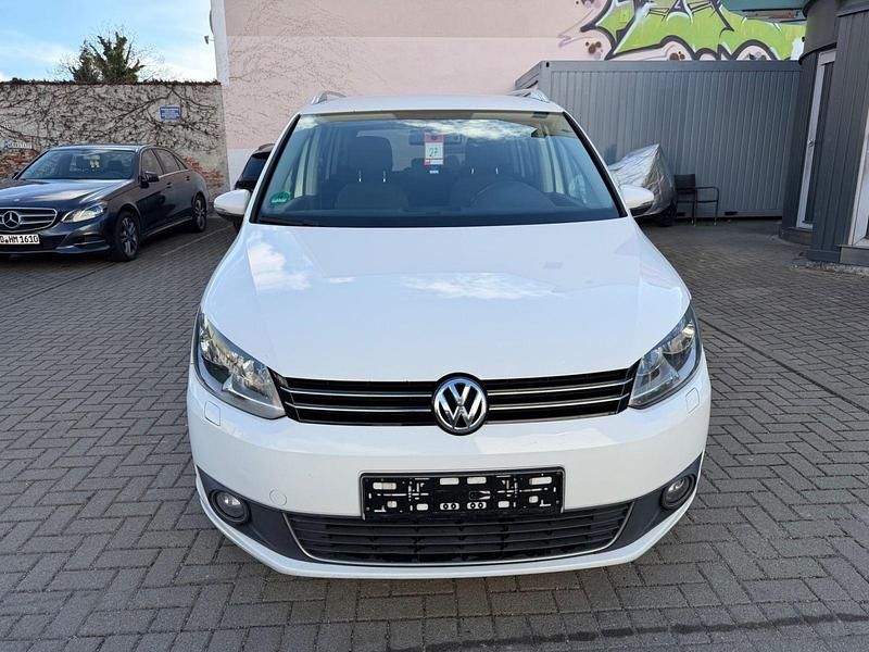 Gebraucht VW Touran Highline 140 PS (102 kW) 2012 Weiß Van / Kleinbus