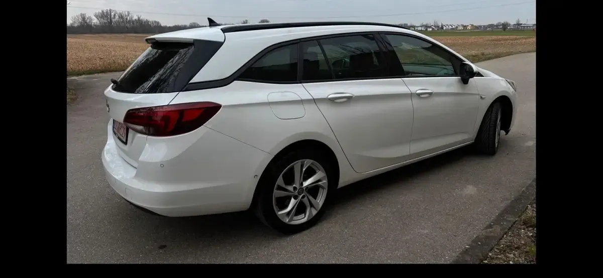 Gebraucht Opel Astra 122 PS (89 kW) 2020 Weiß Kombi