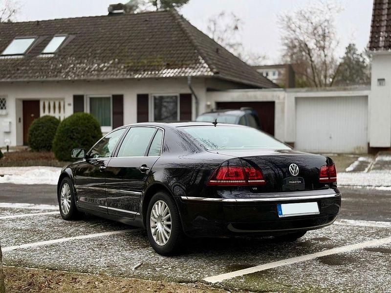 Second-hand VW Phaeton 239 CP (175 kW) 2013 Negru Berlinǎ