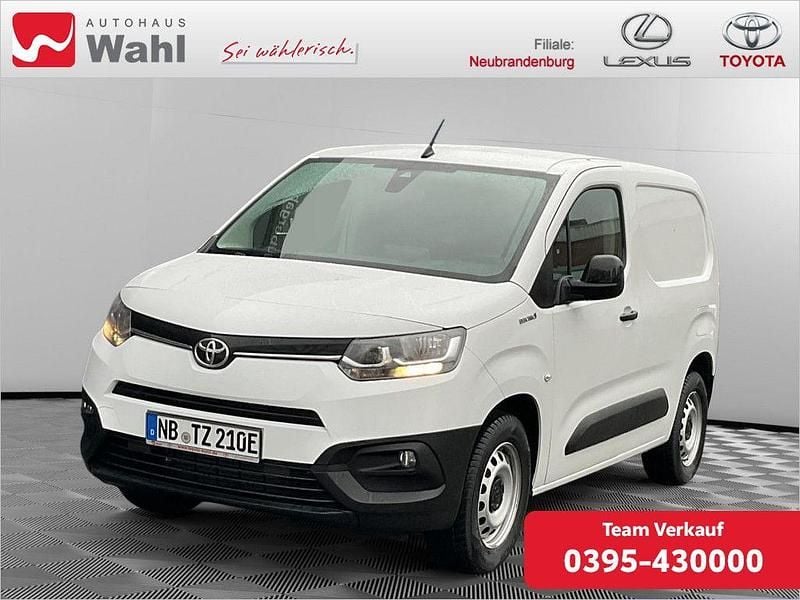 Icy white Gebraucht 2023 Toyota Proace City City Van | 22.990 € (Guter Preis) - Bild 1/4