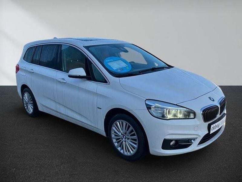 Gebraucht BMW 220 Gran Tourer Luxury Line 192 PS (141 kW) 2016 Weiß Van / Kleinbus