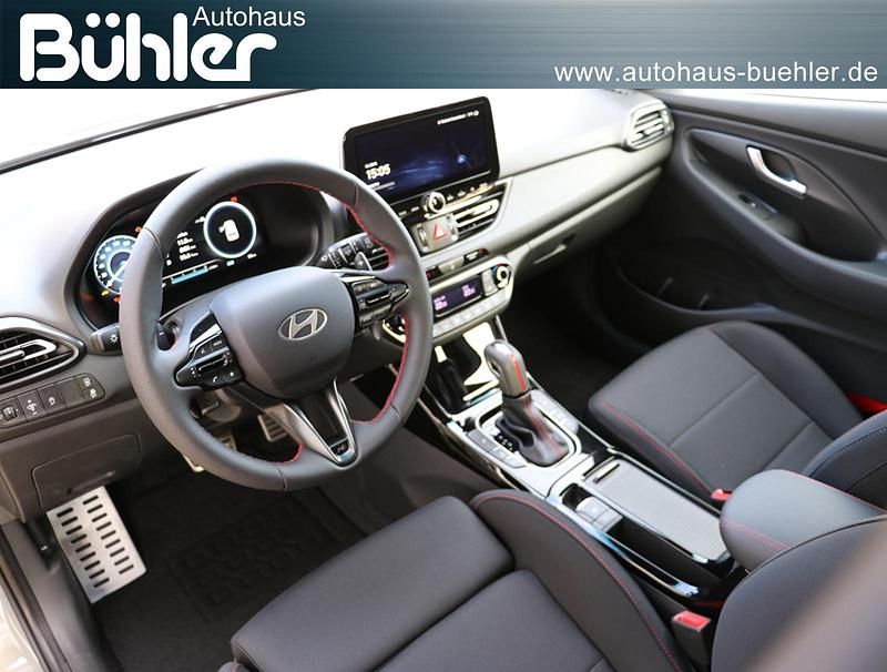 Neu Hyundai i30 N Line 150 PS (110 kW) 2026 Ecotronic grey mineraleffekt Limousine