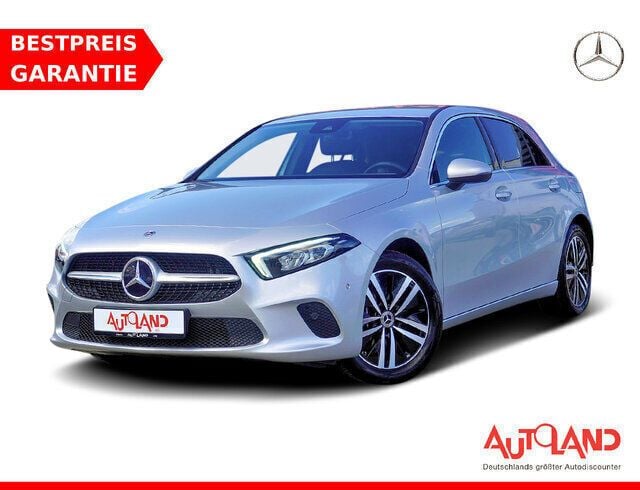 Silber Gebraucht 2022 Mercedes A250 Progressive Limousine | 29.990 € (Fairer Preis) - Bild 1/4