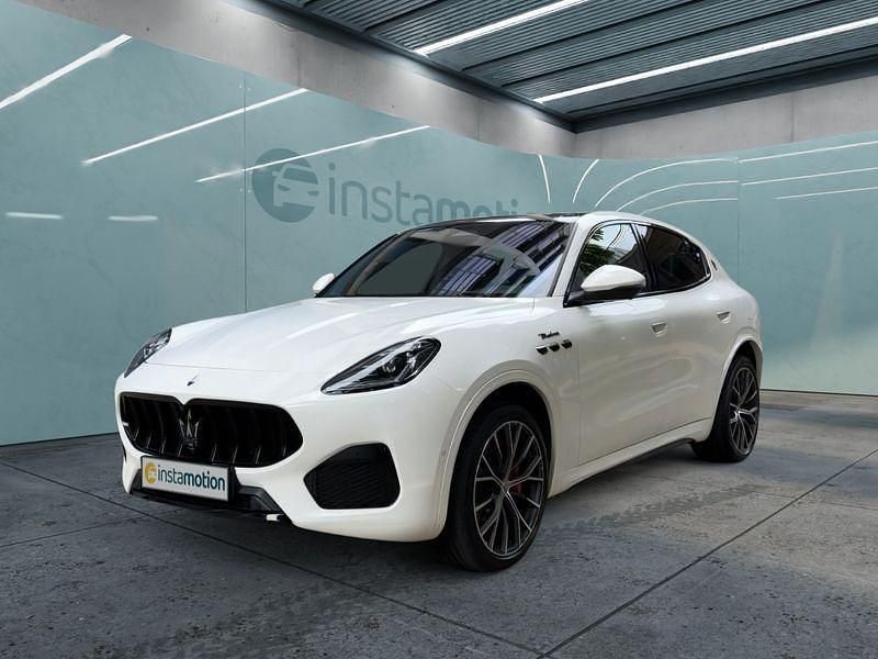 Weiß Gebraucht 2024 Maserati Grecale SUV | 81.799 € - Bild 1/4