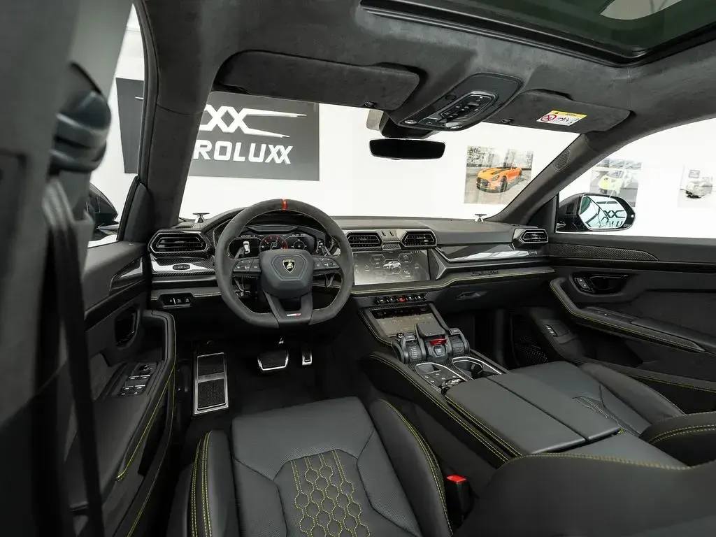 Neu Lamborghini Urus 799 PS (587 kW) 2026 Schwarz SUV