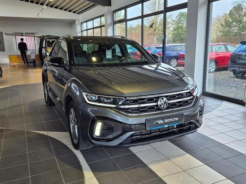 Second-hand VW T-Roc R-line 110 CP (80 kW) 2023 Gri SUV