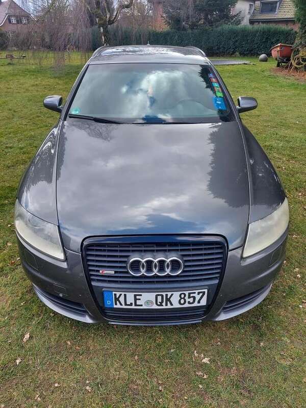 Grau Gebraucht 2006 Audi A6 Kombi | 2.600 € (Guter Preis) - Bild 1/4