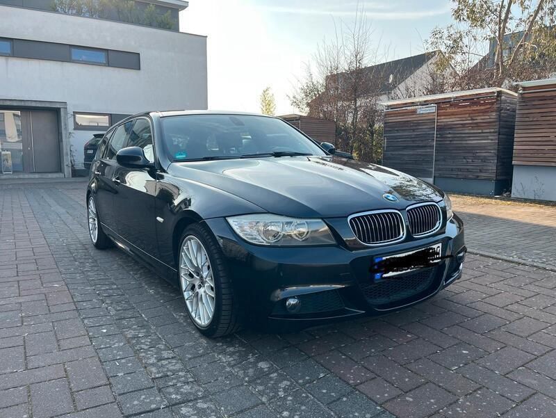 Schwarz Gebraucht 2011 BMW 318 M Sport Kombi | 8.250 € (Fairer Preis) - Bild 1/4
