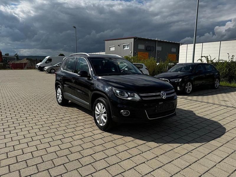 Schwarz Gebraucht 2012 VW Tiguan Sportline SUV | 11.490 € (Guter Preis) - Bild 1/4