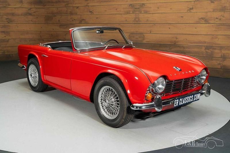 Gebraucht Triumph TR4 99 PS (72 kW) 1964 Rot Cabrio