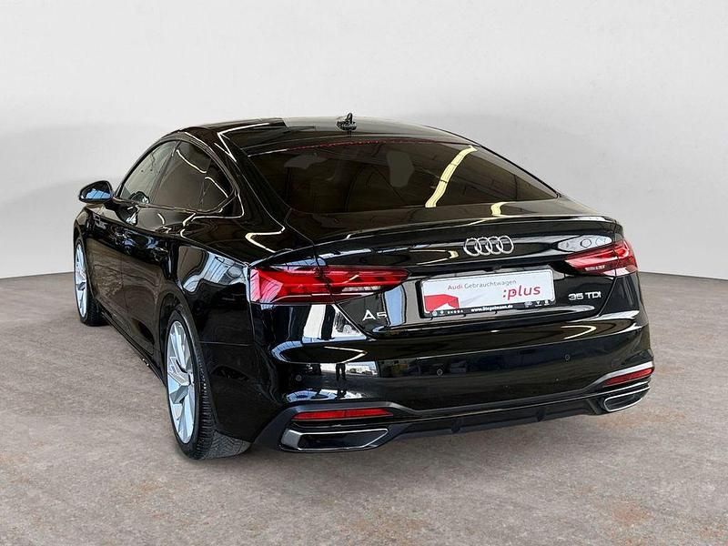 Gebraucht Audi A5 Sportback Advanced Plus 163 PS (119 kW) 2023 Mythosschwarz metallic Kleinwagen