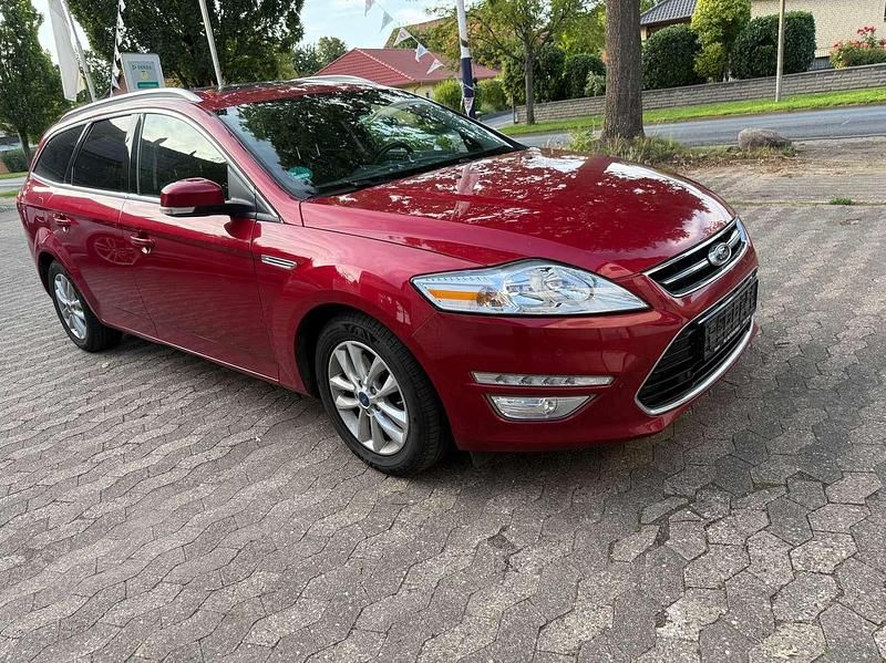 Rot Gebraucht 2014 Ford Mondeo Titanium Kombi | 8.800 € (Superpreis) - Bild 1/4