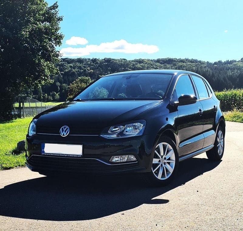 Schwarz Gebraucht 2017 VW Polo Highline Kleinwagen | 8.200 € (Fairer Preis) - Bild 1/4