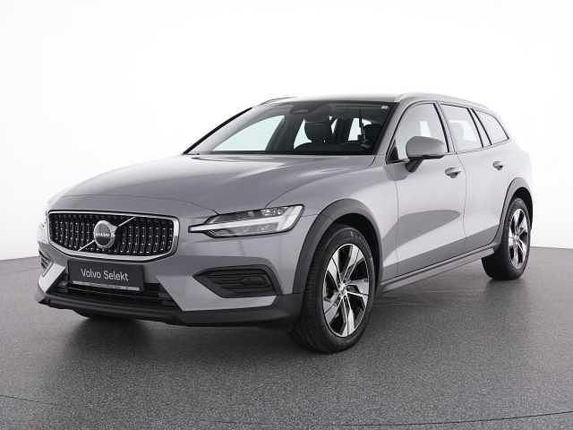 Gebraucht Volvo V60 CC 145 PS (106 kW) 2023 Kombi