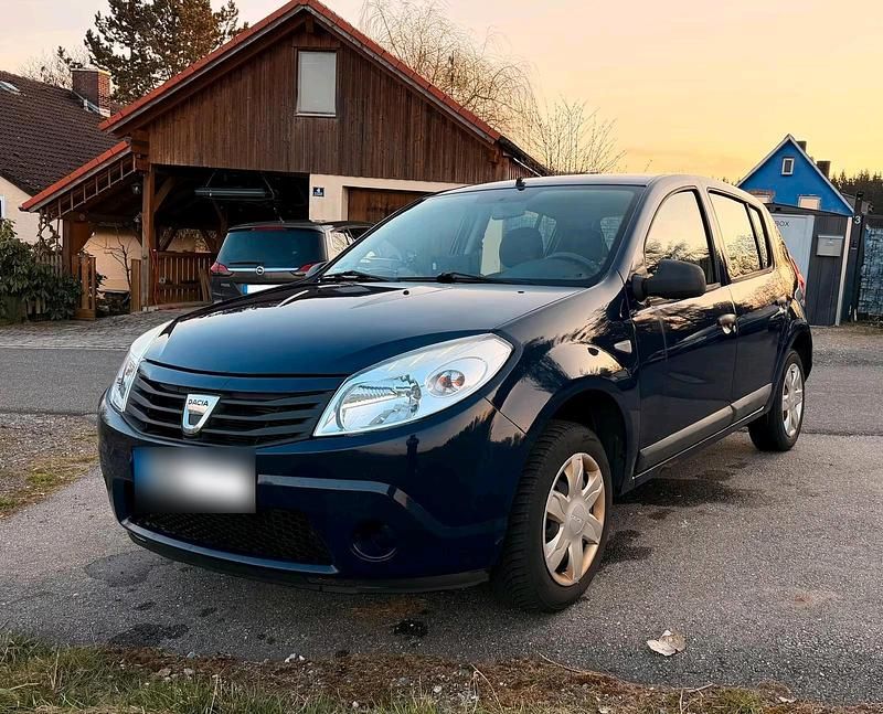 Gebraucht Dacia Sandero 75 PS (55 kW) 2012 Blau Kleinwagen