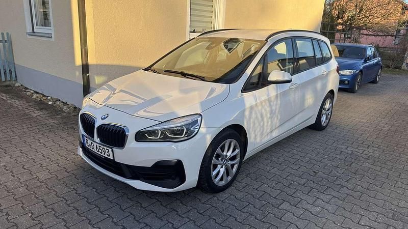 Gebraucht BMW 220 Advantage 190 PS (139 kW) 2019 Weiß Van / Kleinbus