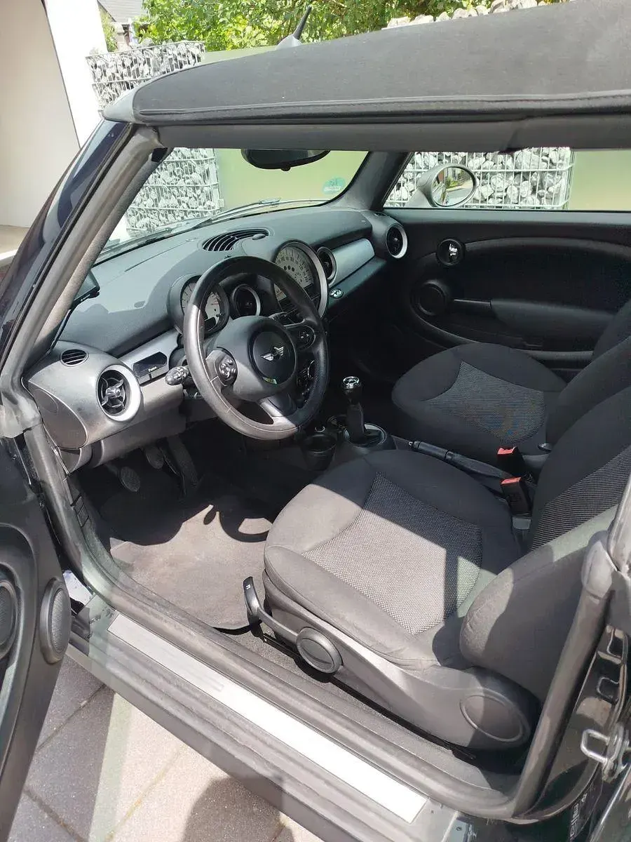 Gebraucht Mini ONE Pepper 98 PS (72 kW) 2014 Schwarz Kleinwagen