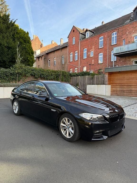 Gebraucht BMW 520 190 PS (139 kW) 2016 Schwarz Limousine