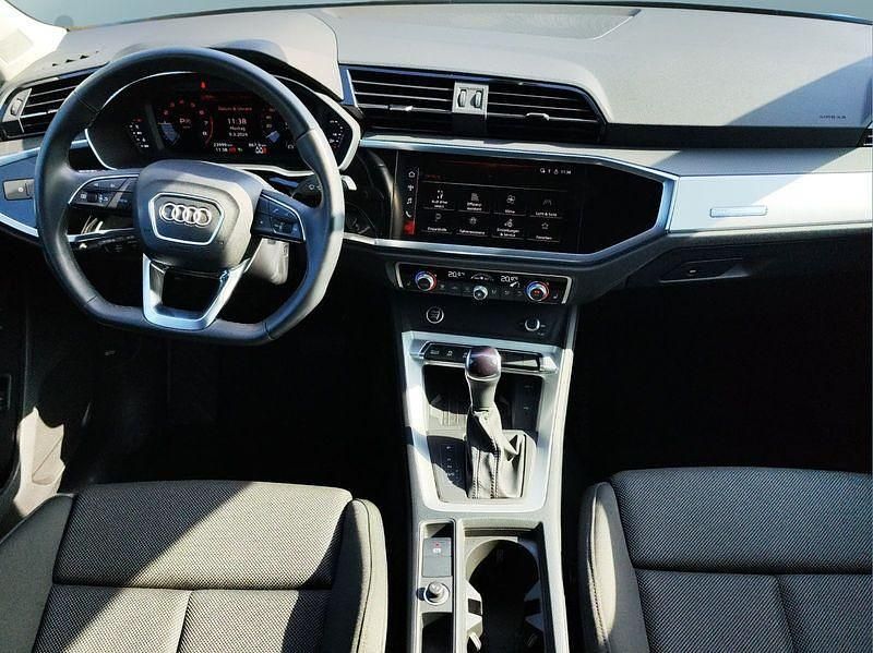 Gebraucht Audi Q3 Sportback 150 PS (110 kW) 2023 Blau SUV