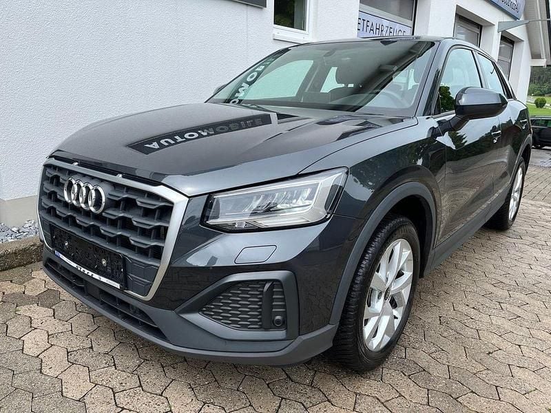 Gebraucht Audi Q2 150 PS (110 kW) 2022 Manhattangrau metallic SUV