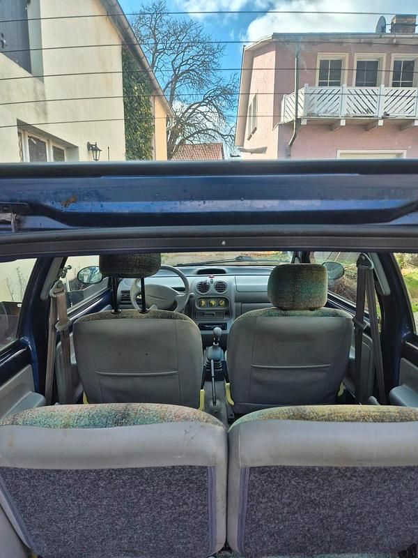 Gebraucht Renault Twingo 59 PS (43 kW) 1999 Blau Kleinwagen