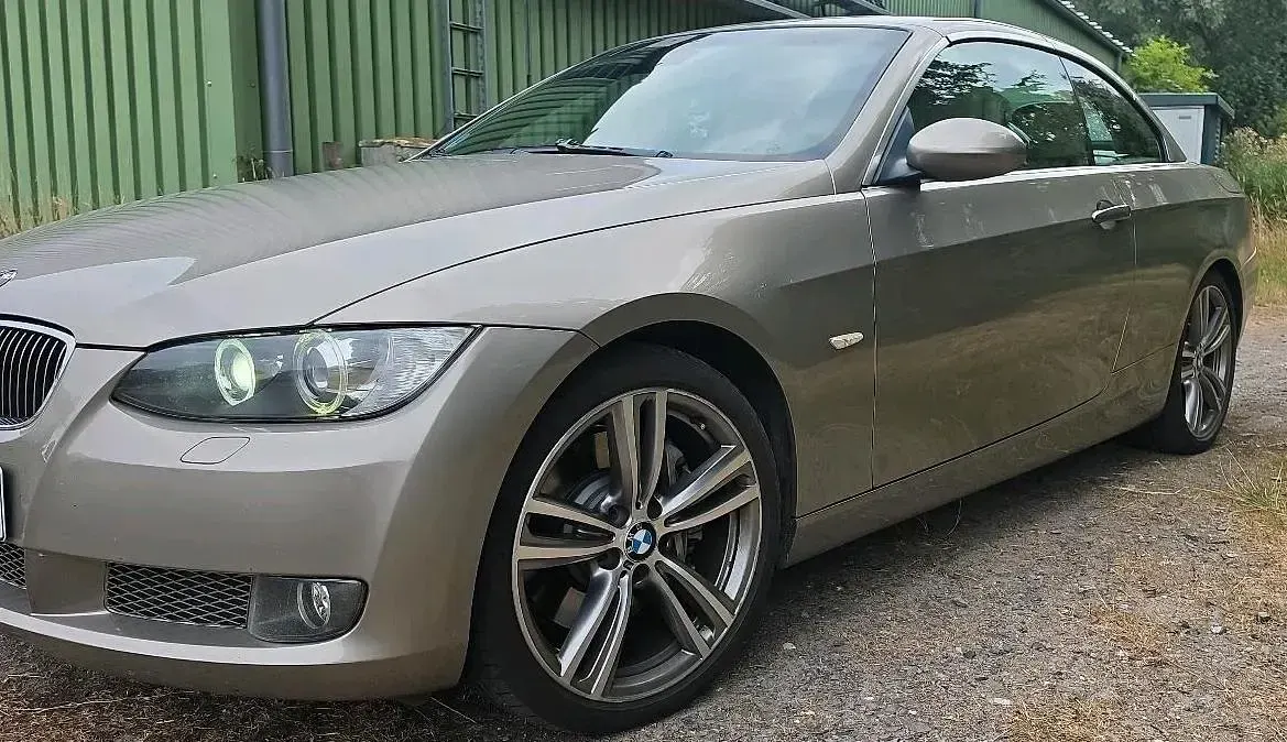 Gebraucht BMW 335 Cabriolet 306 PS (225 kW) 2007 Gold Cabrio