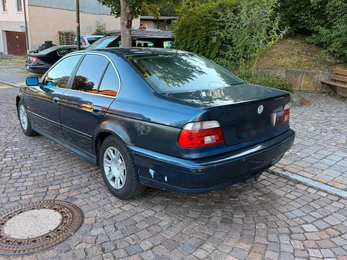 Gebraucht BMW 525 170 PS (125 kW) 2002 Blau Limousine