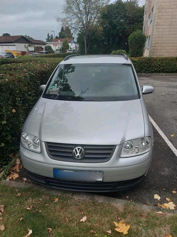 Grau Gebraucht 2004 VW Touran Freestyle Van / Kleinbus | 1.800 € - Bild 1/4