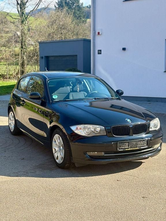 Używany BMW 116 122 KM (89 kW) 2008 Czarny Hatchback
