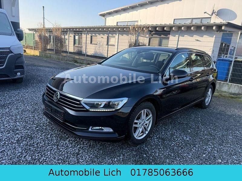 Schwarz Gebraucht 2018 VW Passat Comfortline Kombi | 10.699 € (Guter Preis) - Bild 1/4