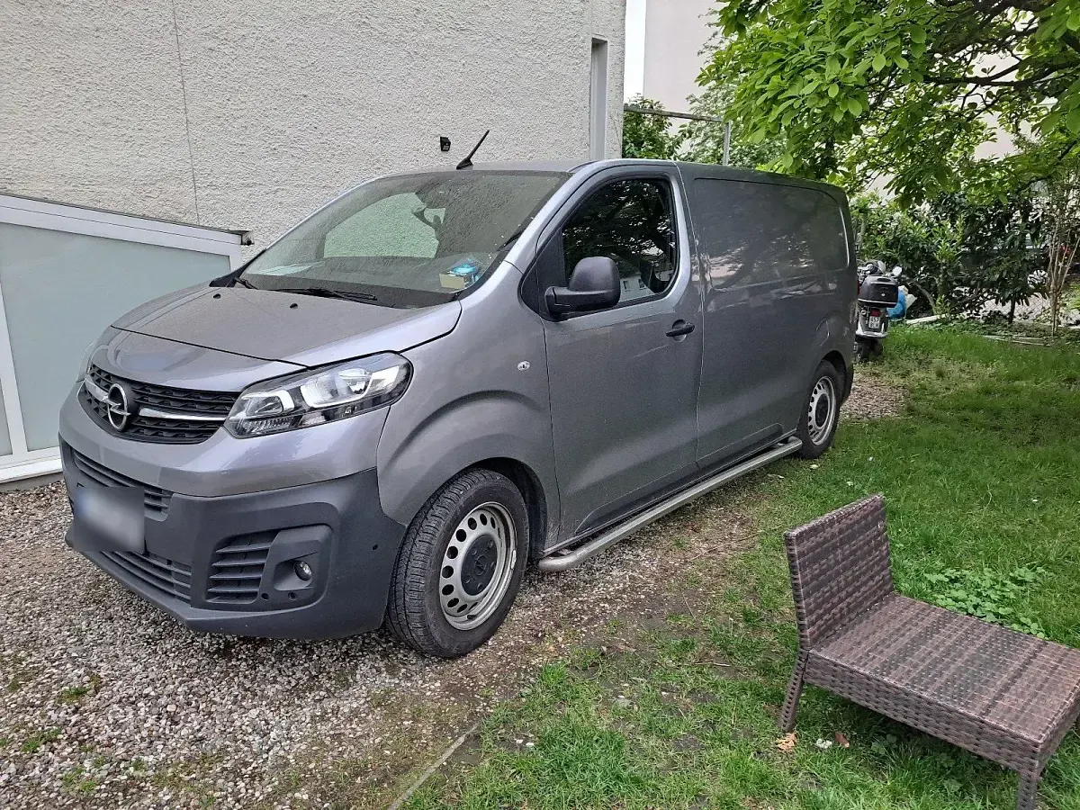 Gebraucht Opel Vivaro 122 PS (89 kW) 2020 Grau Van / Kleinbus