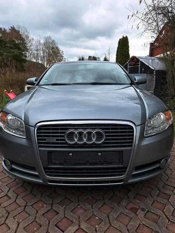 Gebraucht Audi A4 160 PS (117 kW) 2005 Grau Limousine