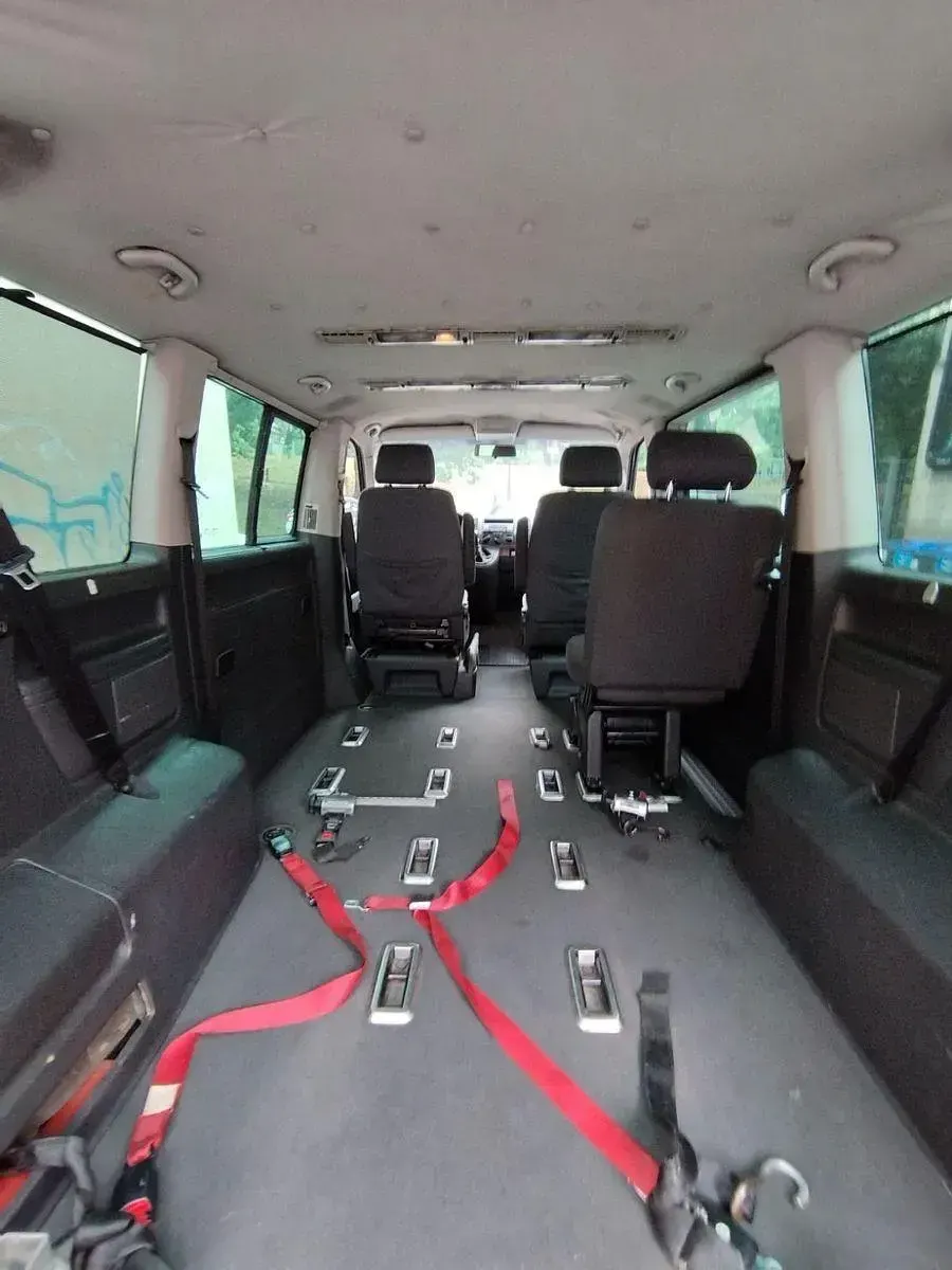 Gebraucht VW T5 174 PS (127 kW) 2006 Grau Van